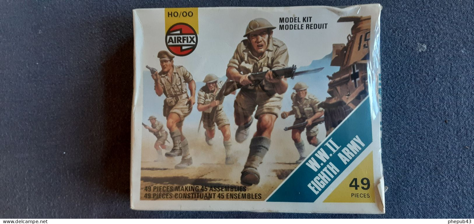 Eight Army (5 Figures) - World War II - Model Kit (49 Pieces) - Airfix (HO/00) 01709-3 - Beeldjes