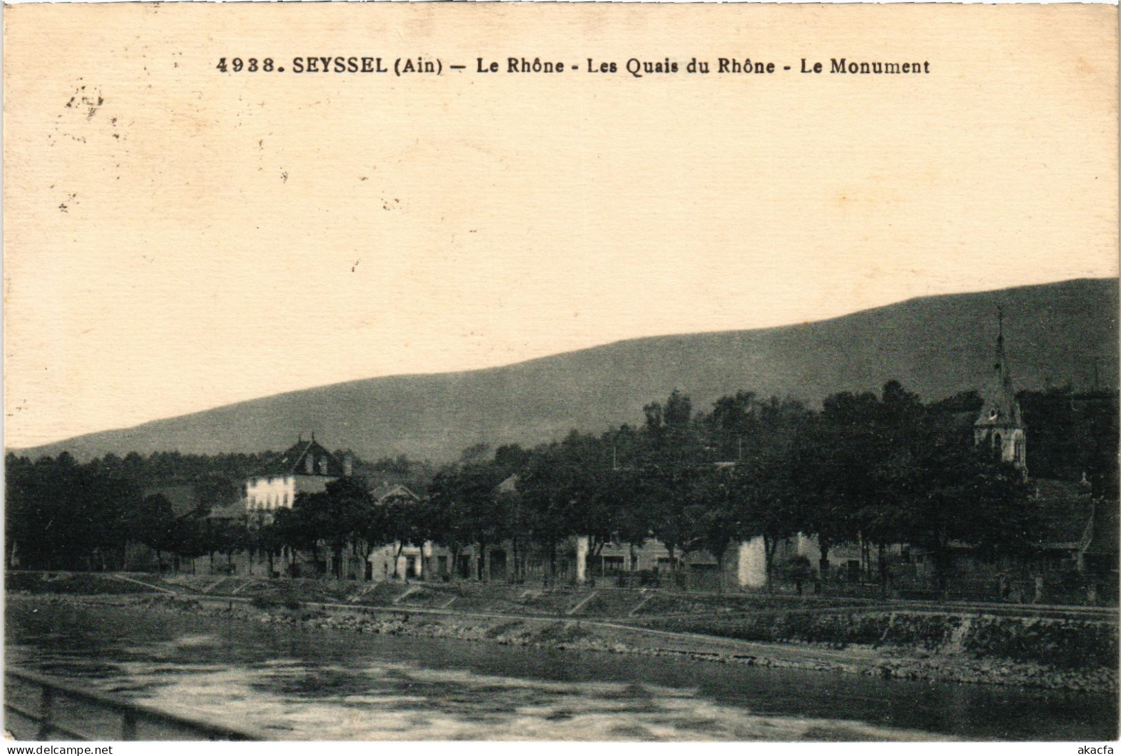 CPA Seyssel Les Quais Du Rhone Le Monument (1344376) - Seyssel