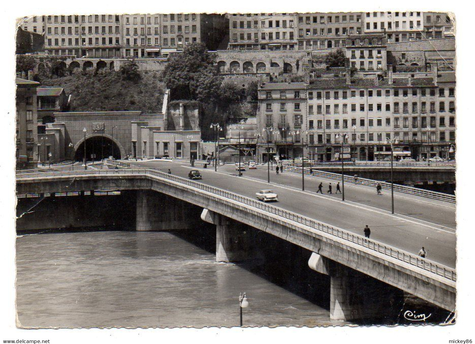 LYON 4°--1962--Tunnel Routier De La Croix Rousse, Pont De Lattre De Tassigny... ...timbre....cachet - Lyon 4