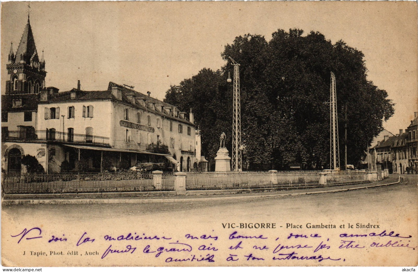 CPA Vic-Bigorre Place Gambetta Et Le Sindrex (1276481) - Vic Sur Bigorre