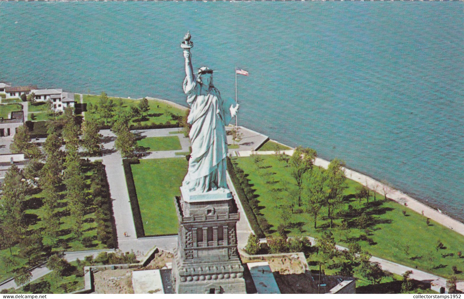 NEW YORK, STATUE OF LIBERTY, LIBERTY ISLAND IN NEW YORK HARBOR, UNITED STATES - Vrijheidsbeeld