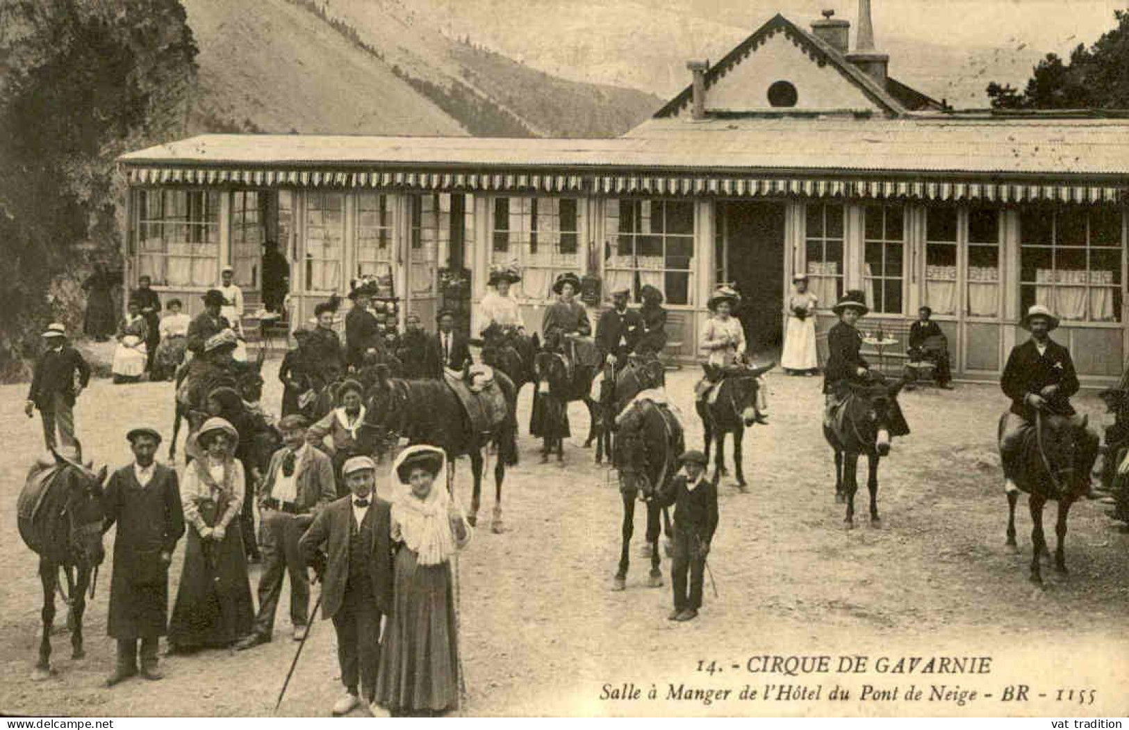 HÔTELS & RESTAURANTS - Carte Postale Du Cirque De Gavarnie  - Salle à Manger De L'Hôtel Du Pont De Neige - L 146070 - Hotels & Restaurants