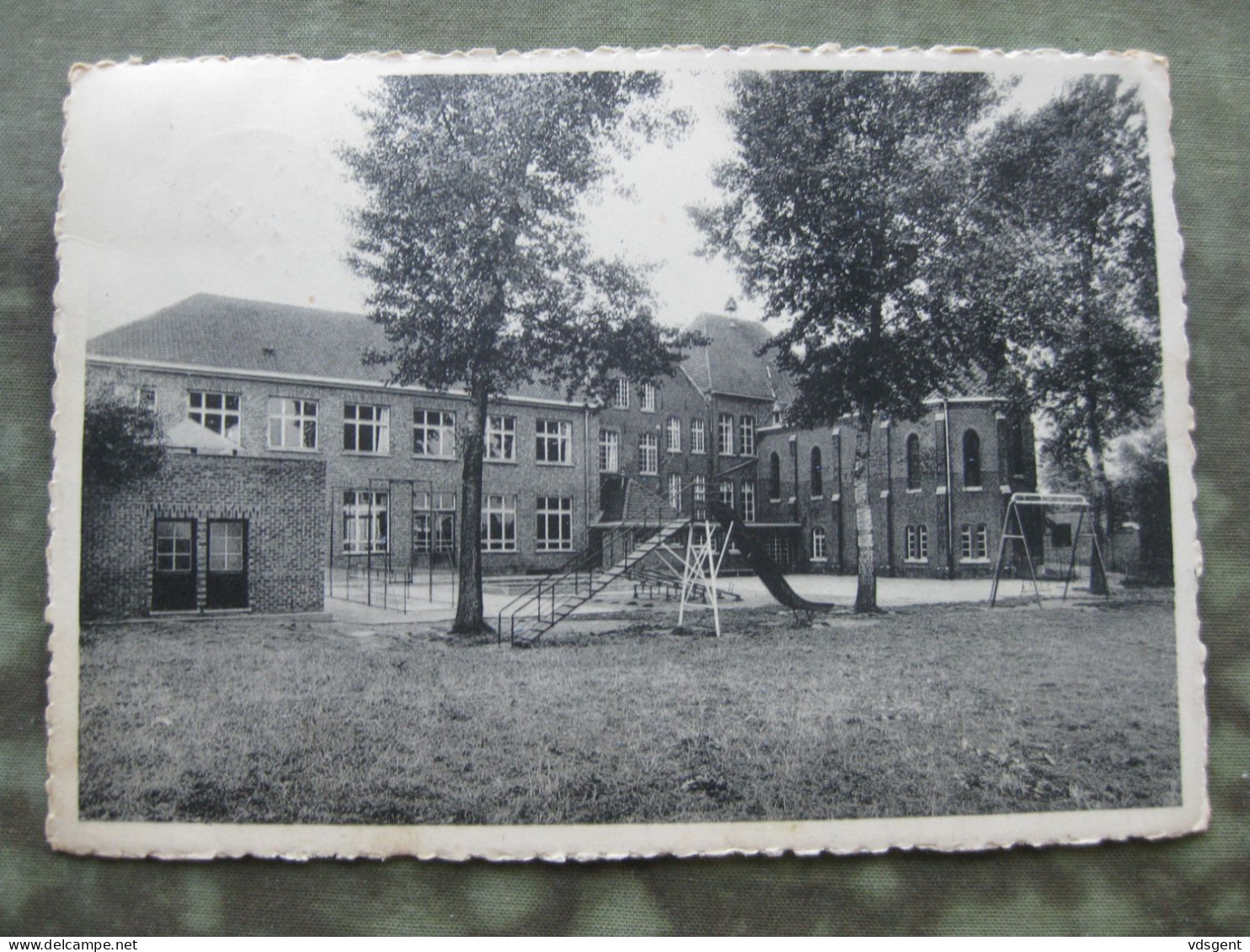 ST. MARIA LIERDE - TEHUIS "PRINSES JOZEFIEN CHARLOTTE" - Speelplaats - Lierde