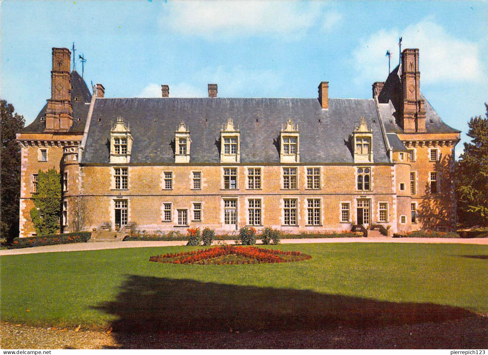 58 - Saint Amand En Puisaye - Le Château - Saint-Amand-en-Puisaye