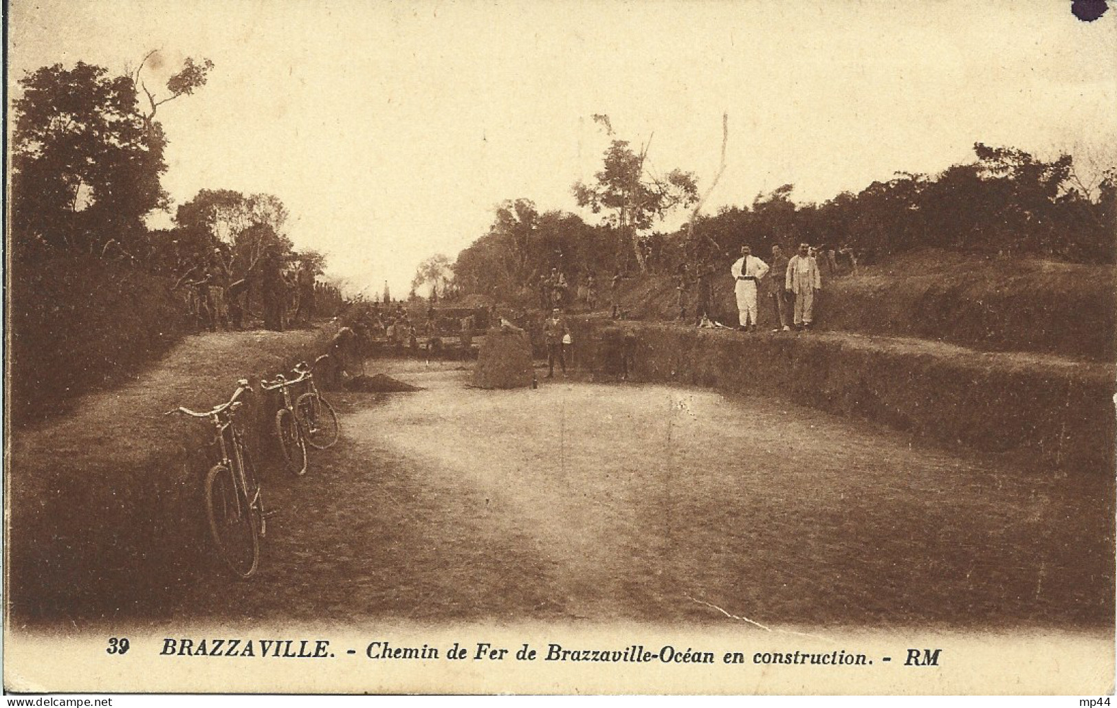 1L8  ---  Congo  BRAZZAVILLE  Chemin De Fer De Brazzaville-Océan En Construction - Brazzaville