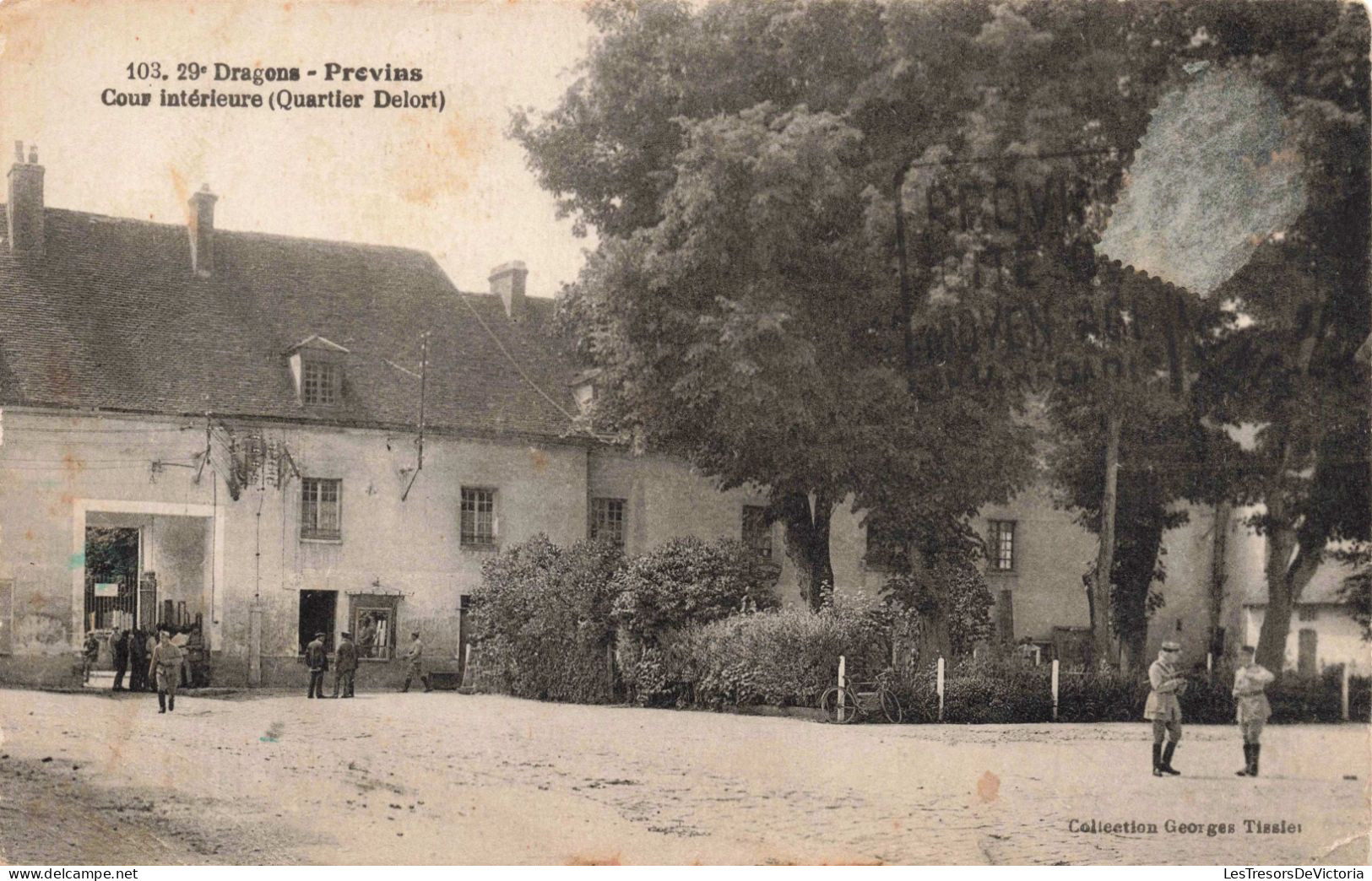 Militaria - Casernes - 29 E Dragons - Prévins - Cour Intérieure Quartier Delort - Animé  - Carte Postale Ancienne - Casernas