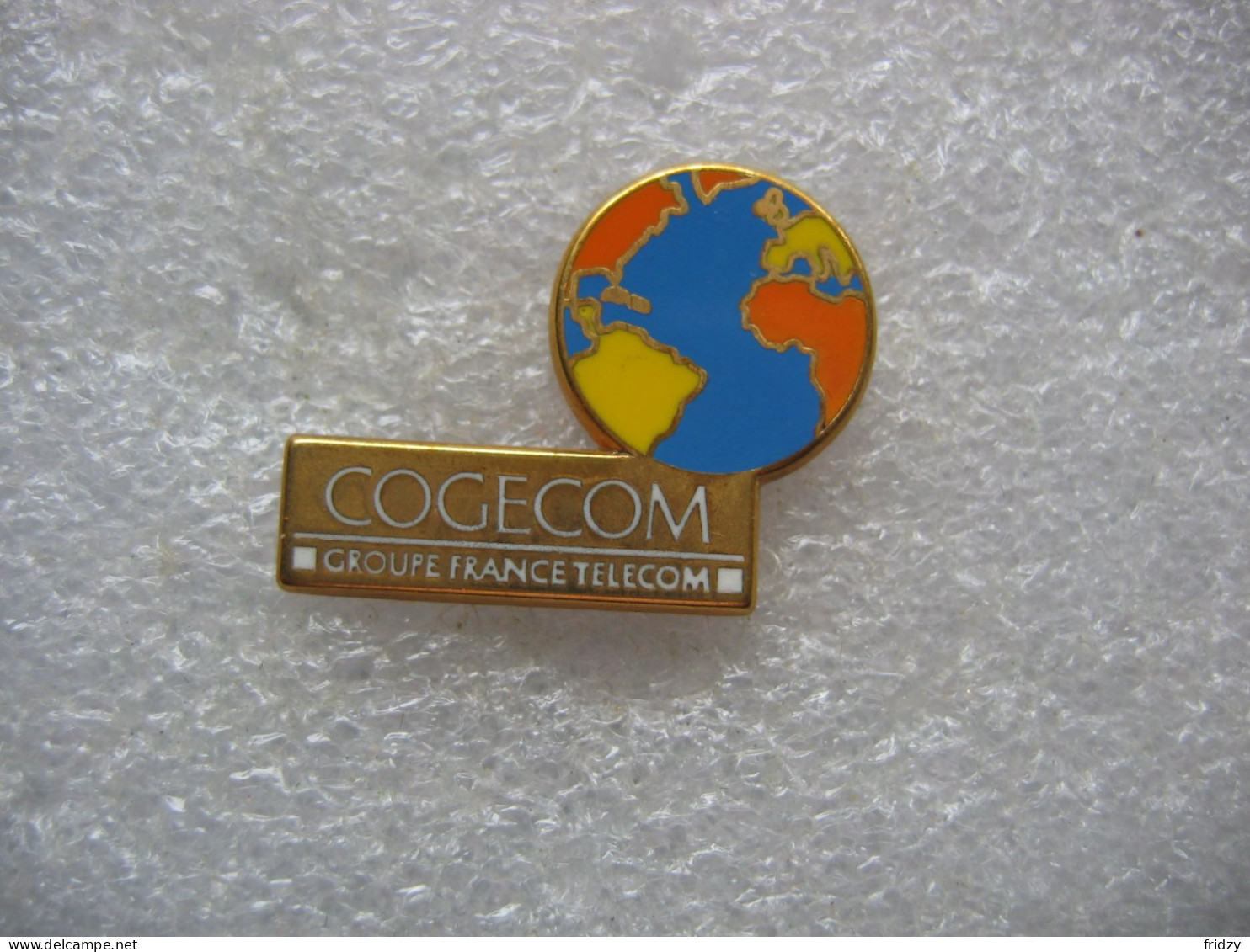 Pin's Arthus Bertrand, COGECOM, Groupe France Télécom - Telecom De Francia