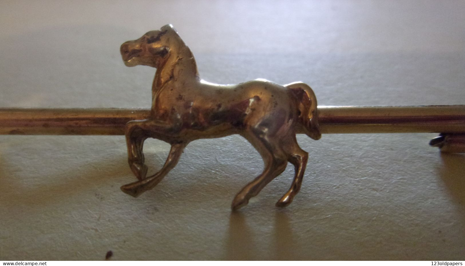 Broche Plaqué Or Cheval Antique Horse Gold Plated Brooch - Broschen