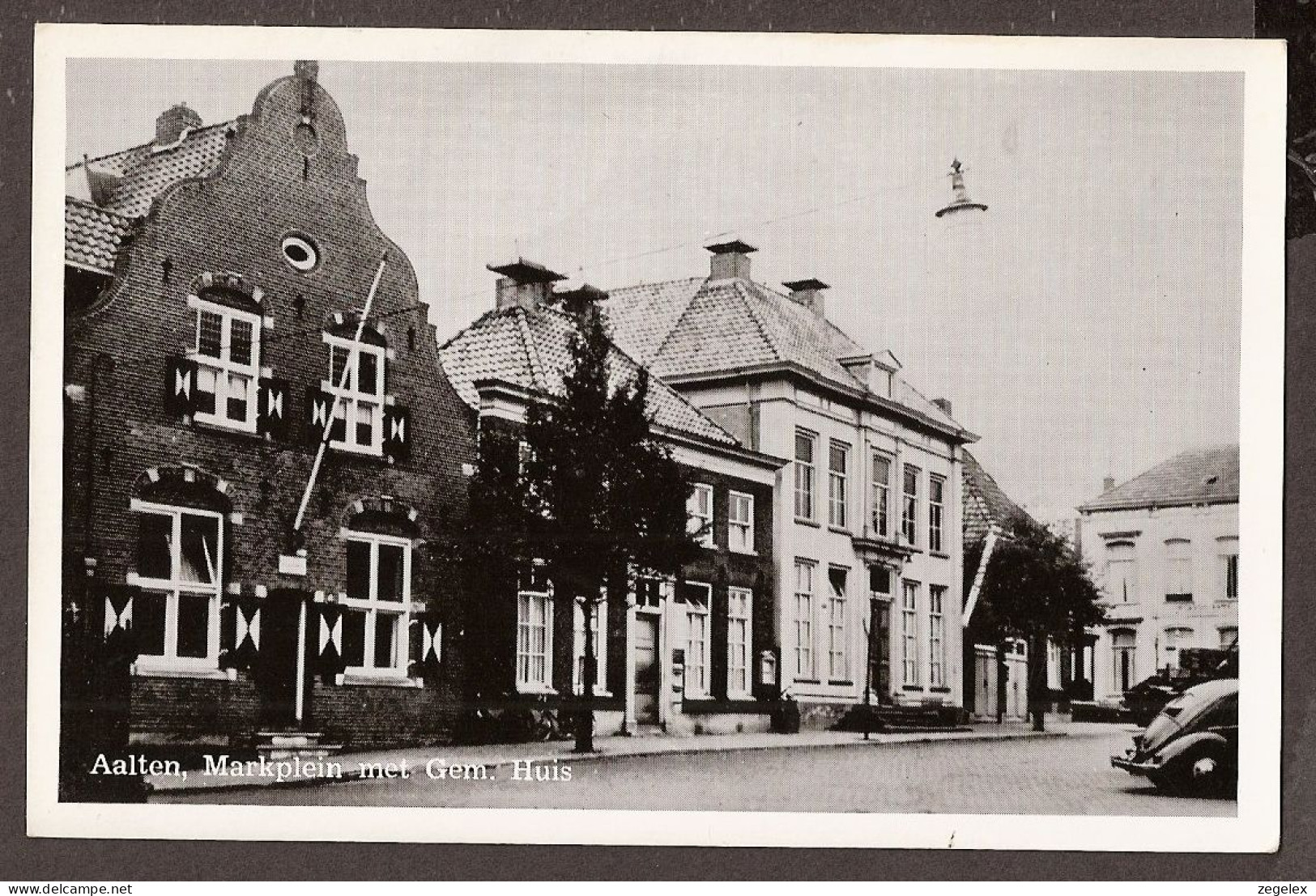 Aalten - Marktplein Met Gemeentehuis - Aalten