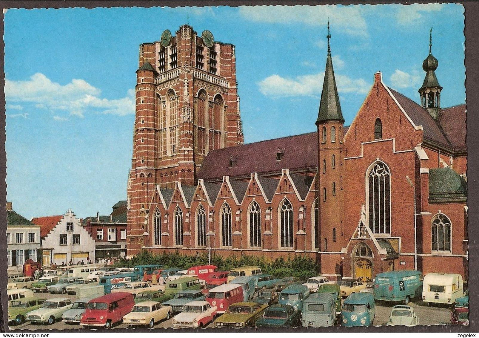 Oosterhout - Sint Janskerk - Met Oude Auto's - Oosterhout