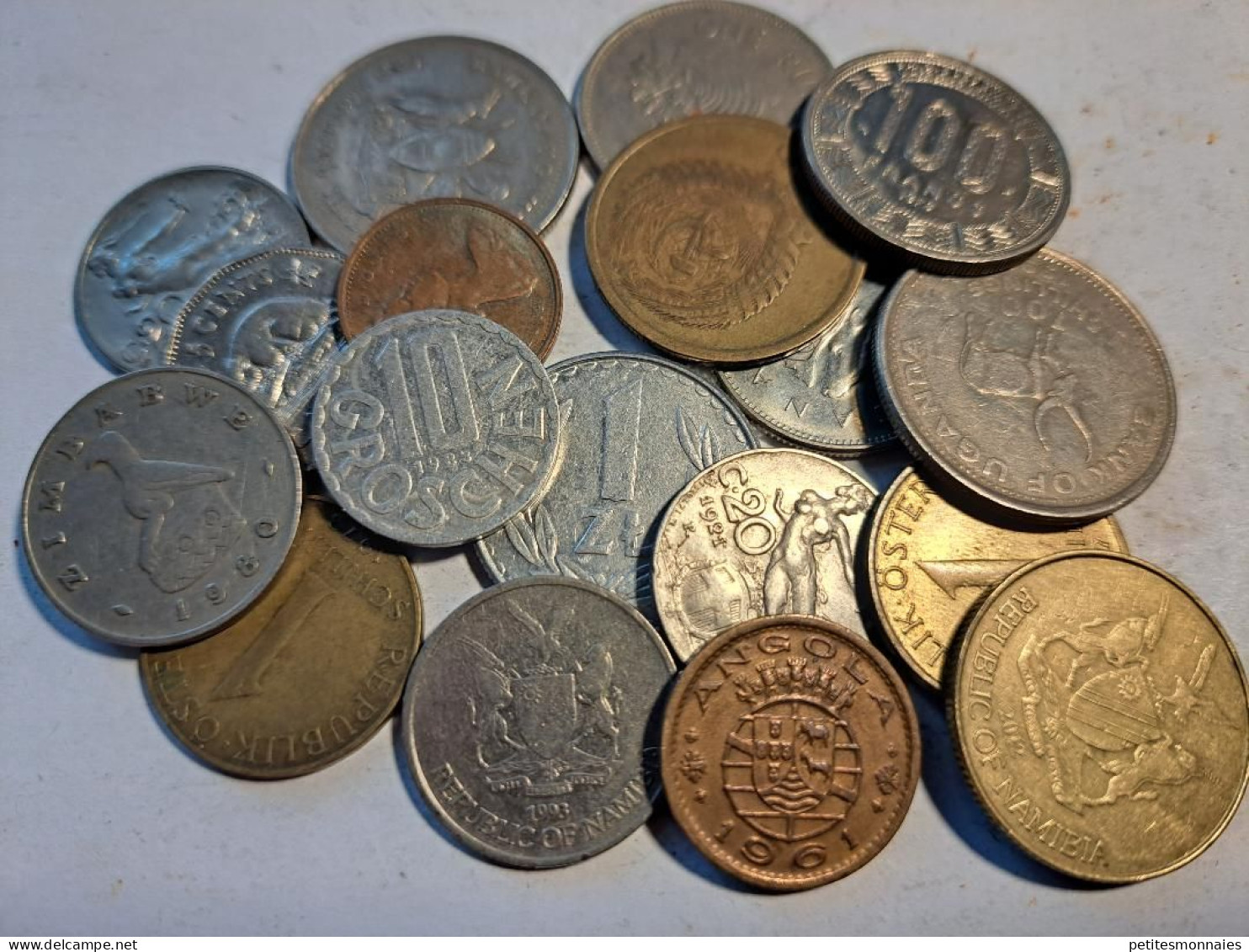 Lot De 18 Monnaies Du Monde ( 104 ) - Kiloware - Münzen