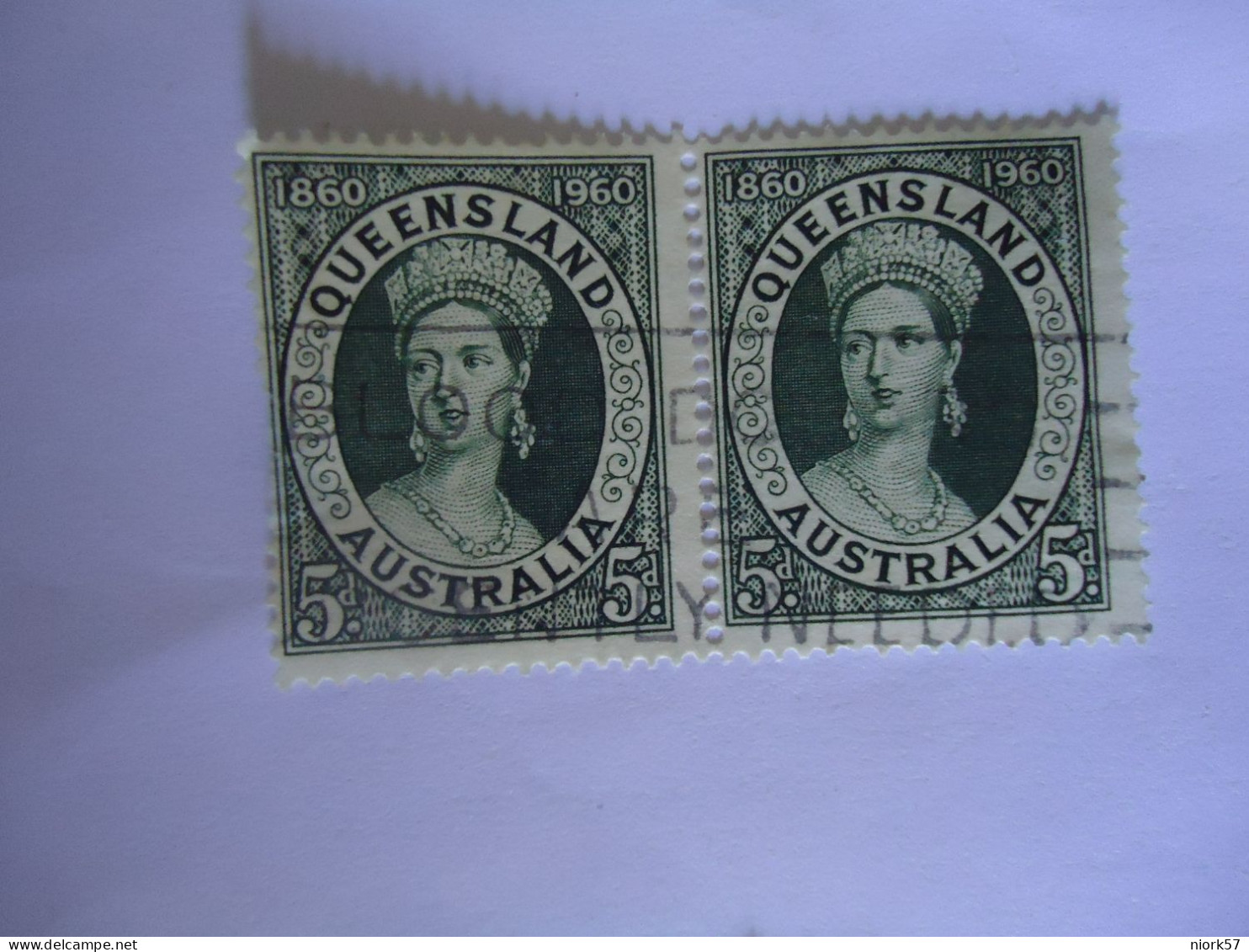 QUEENSLAND USED PAIR STAMPS QUEEN - Other & Unclassified