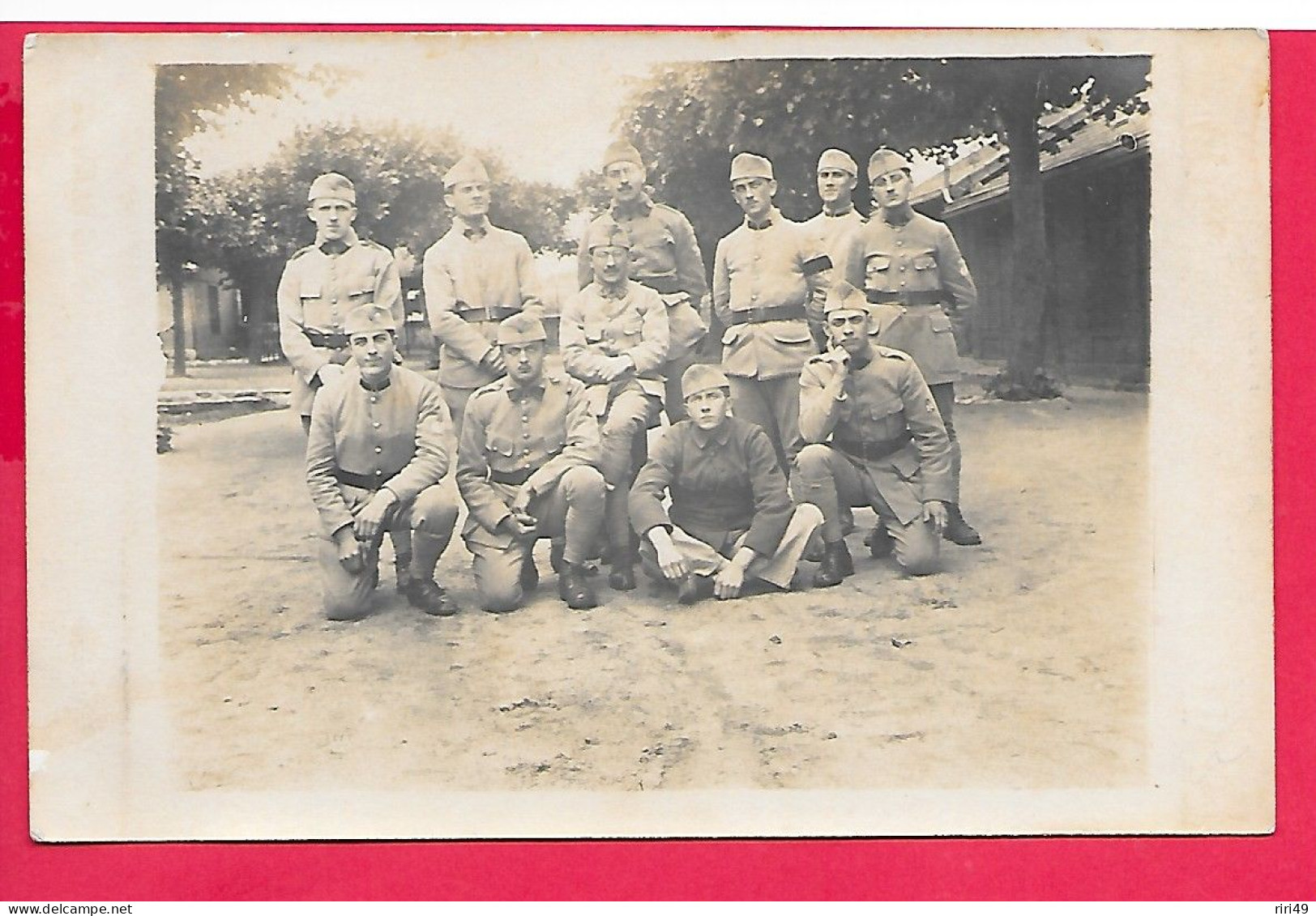 Cpa, Carte Photo,  63e Régiment 63e, Limoges, Groupe De Militaires, Dos Vierge - Régiments