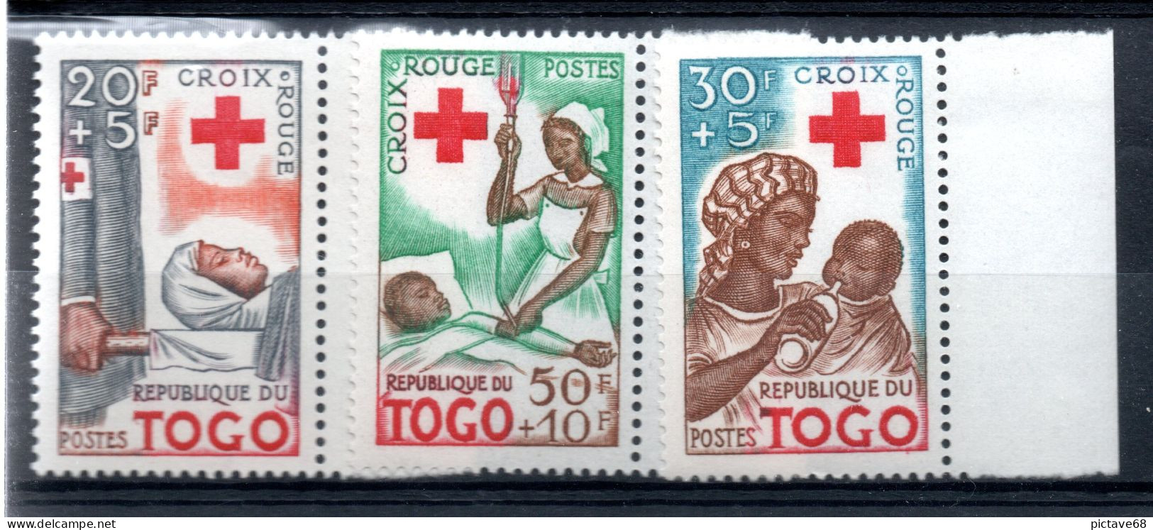 TOGO / CROIX ROUGE /  SERIE N° 292 à 294 NEUF * * - Croix-Rouge