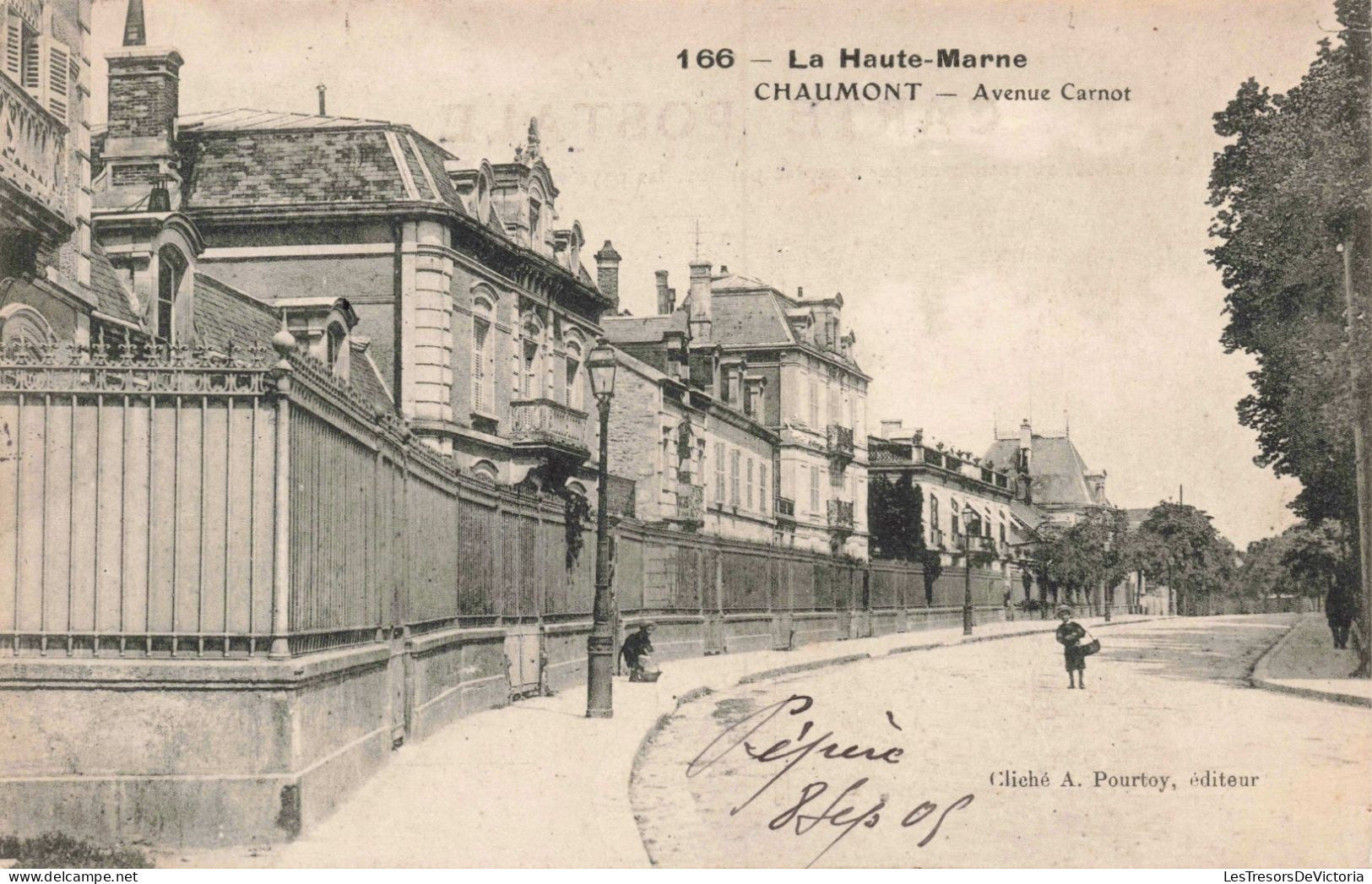 FRANCE - La Haute Marne - Chaumont - Avenue Carnot - Petits Vendeurs - Carte Postale Ancienne - Chaumont