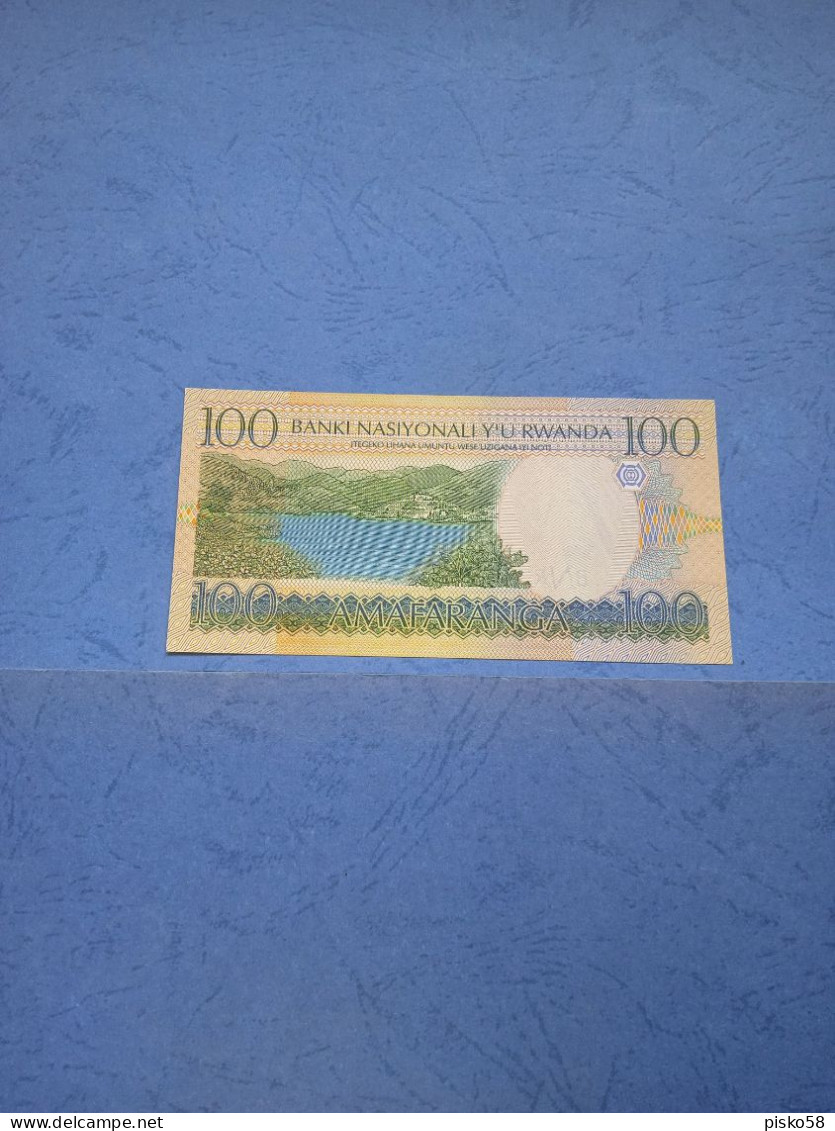 RWANDA-P29b 100F 2003  UNC - Rwanda