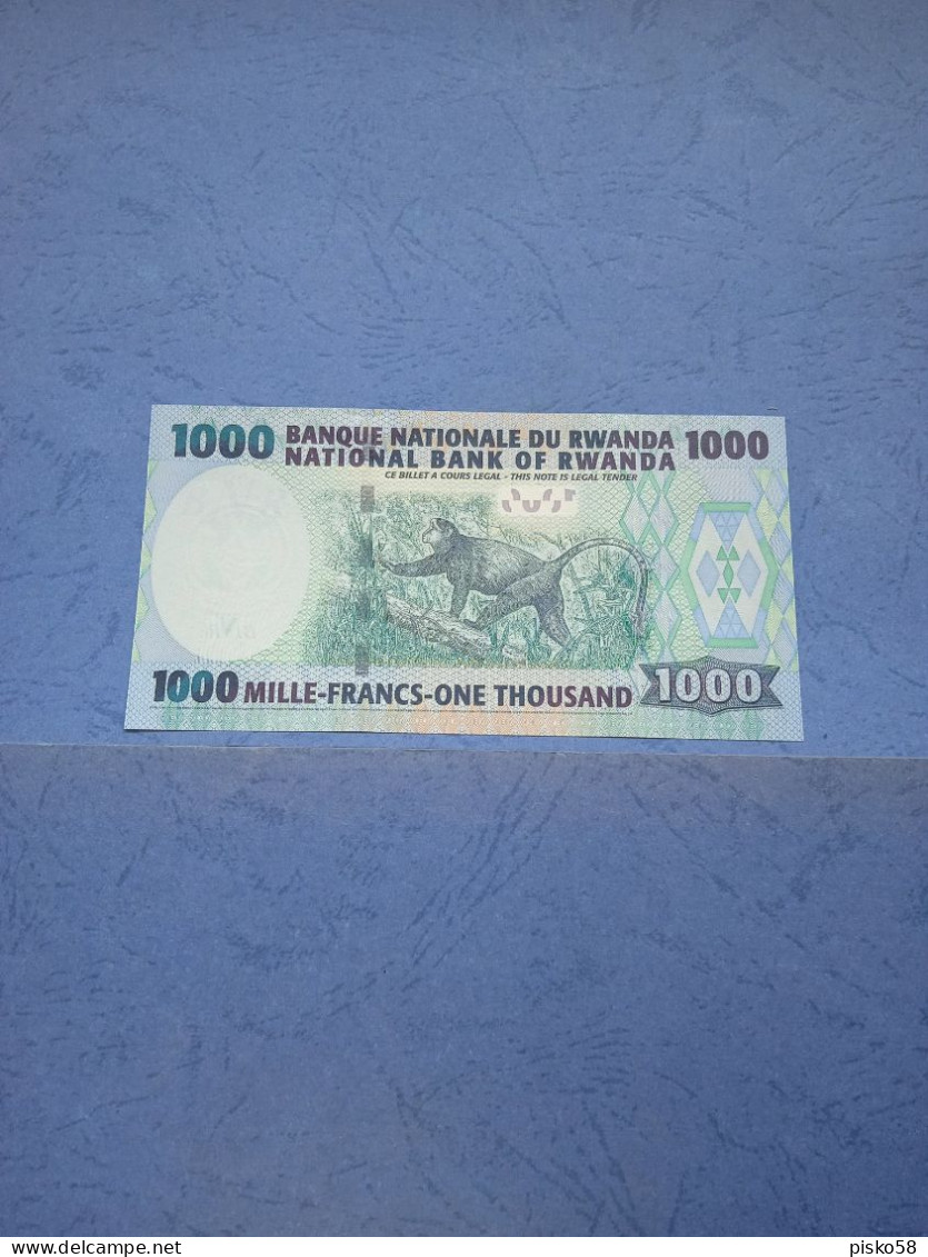 RWANDA-P31a 1000F 2004  UNC - Ruanda