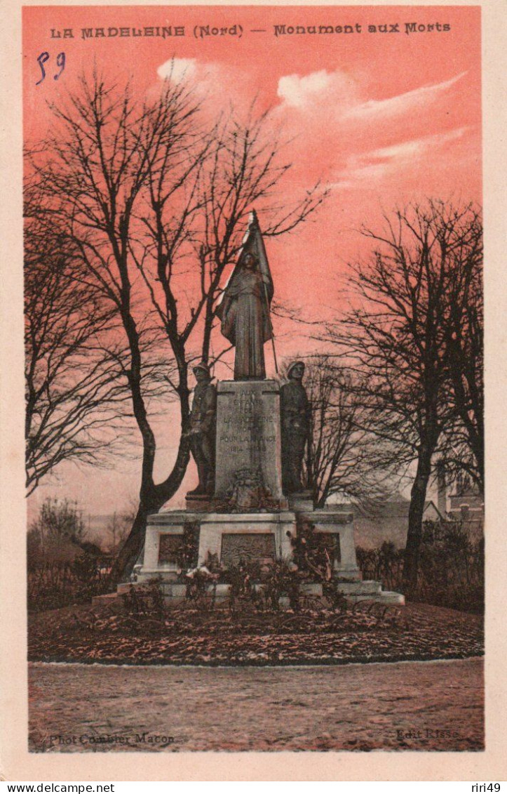 CPA 59  LA MADELEINE - Monument Aux Morts - Dos Vierge - La Madeleine