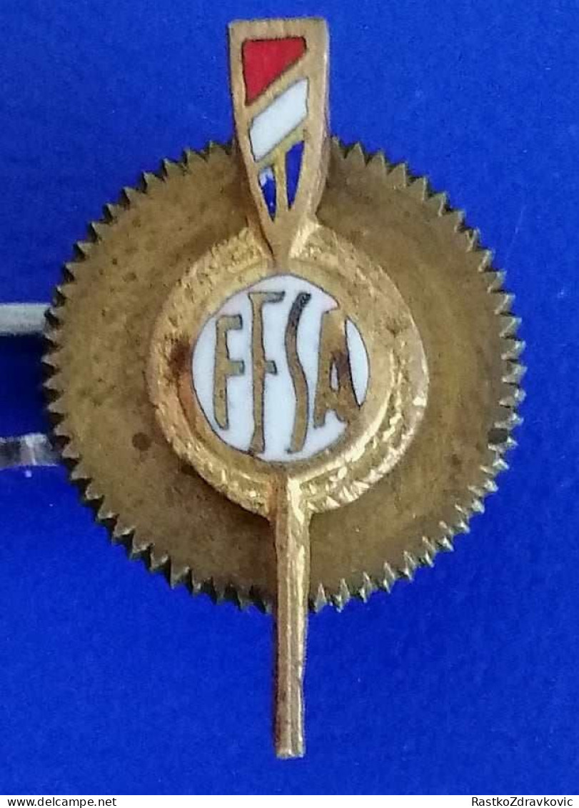 FRANCE+FFSA+FRANCE+ROWING+ASSOSITION+RARE+VINTAGE+BADGE - Remo