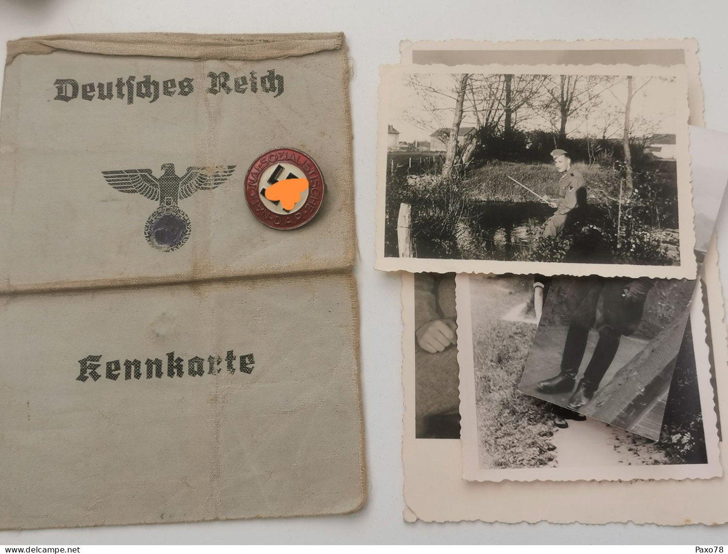 Rennkarte + Insigne National-Sozialistische + 4 Photos. WW2 - Autres & Non Classés