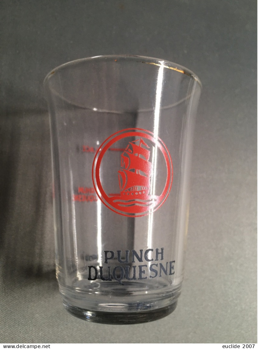 Verre à Punch Duquesne. - Vasos