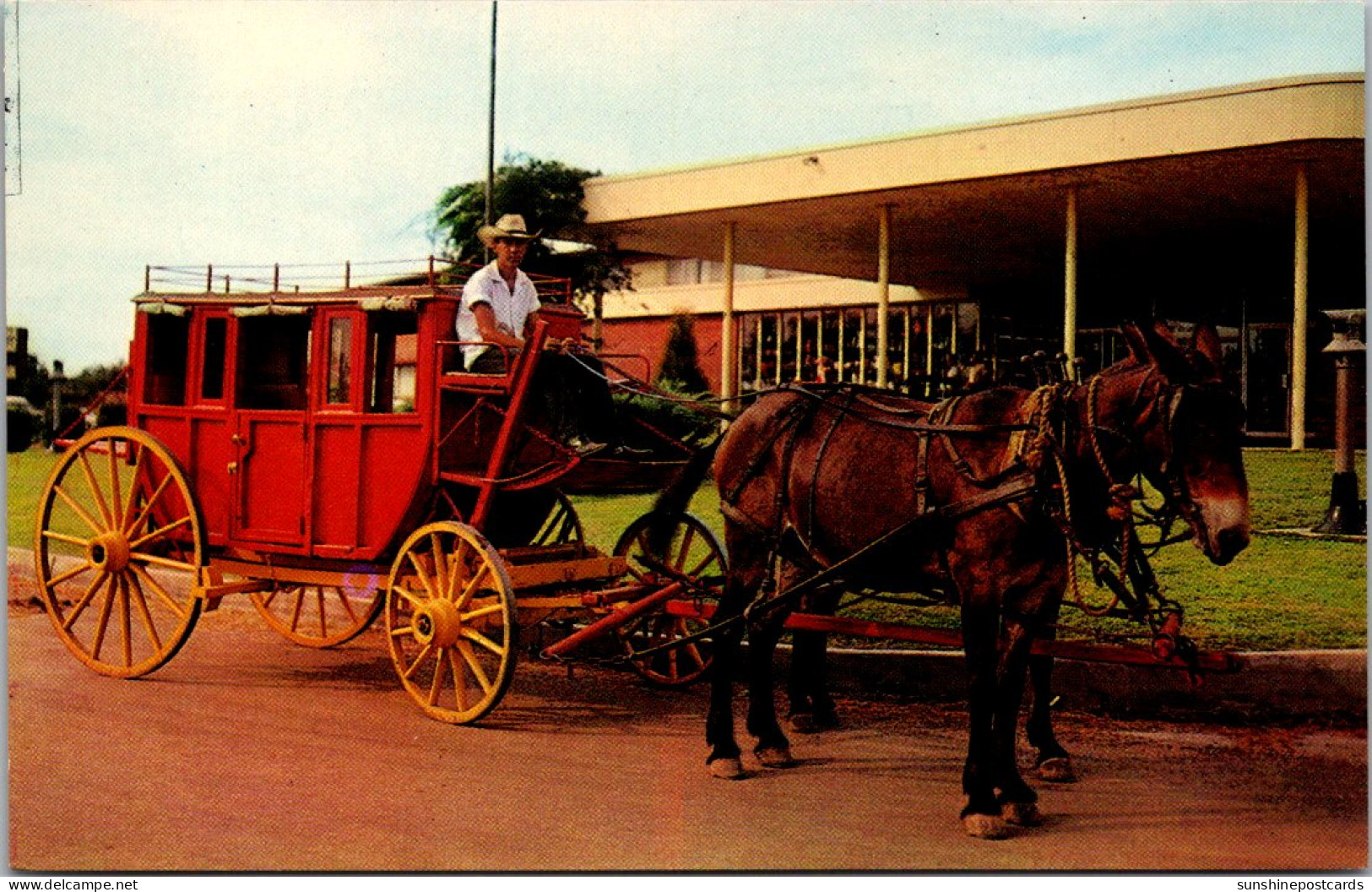 Oklahoma Sequoyah State Park The Stagecoach Ride At Western Hills Lodge - Other & Unclassified