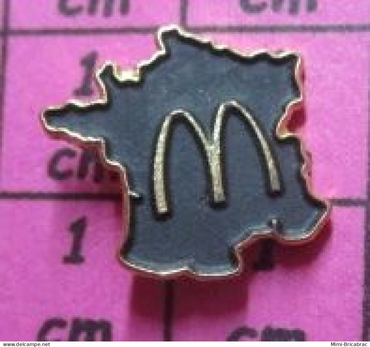 313d  Pin's Pins / Beau Et Rare / McDONALD'S / FRANCE HEXAGONE McDO - McDonald's