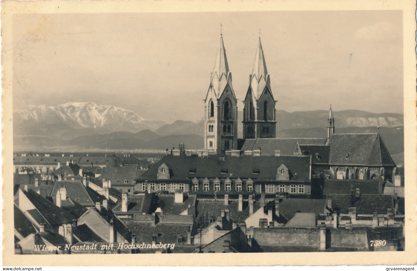 WIENER NEUSTADT MIT HOCHSCHEEBERG        2 SCANS - Wiener Neustadt