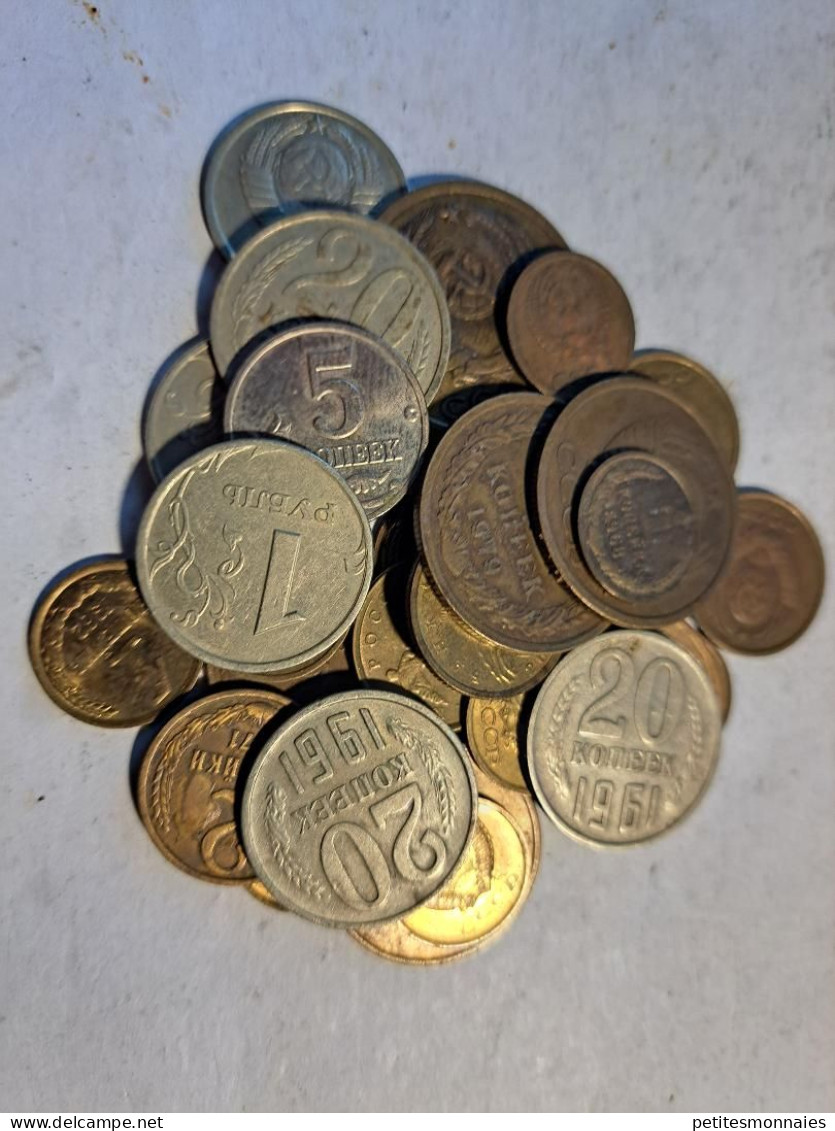 RUSSIE Lot De 30 Monnaies ( 258 ) - Vrac - Monnaies
