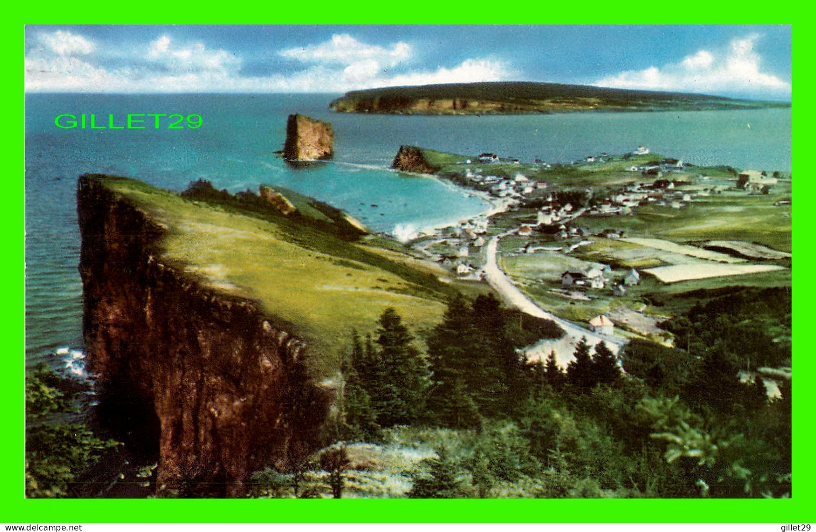 PERCÉ, QUÉBEC - VUE DU PIC DE L'AURORE FROM ROSY PEAK - PUB. BY H. V. HENDERSON -  PLASTICHROME - - Percé