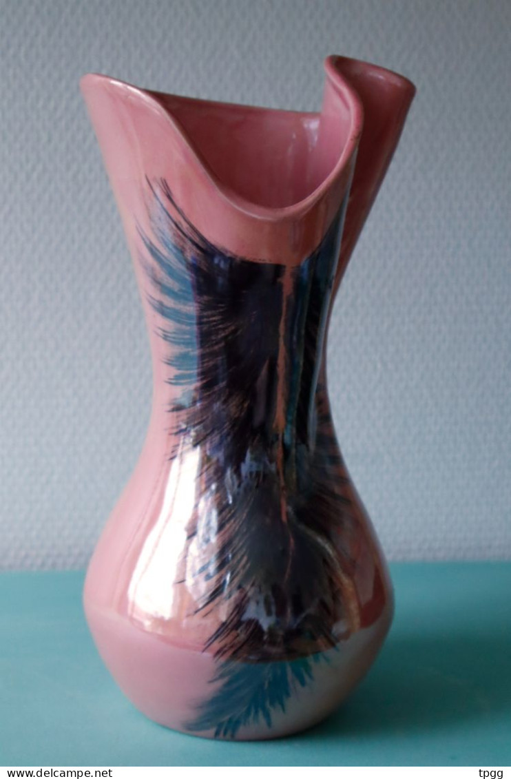 Vase céramique vintage Vallauris Fady émail rose décor plume