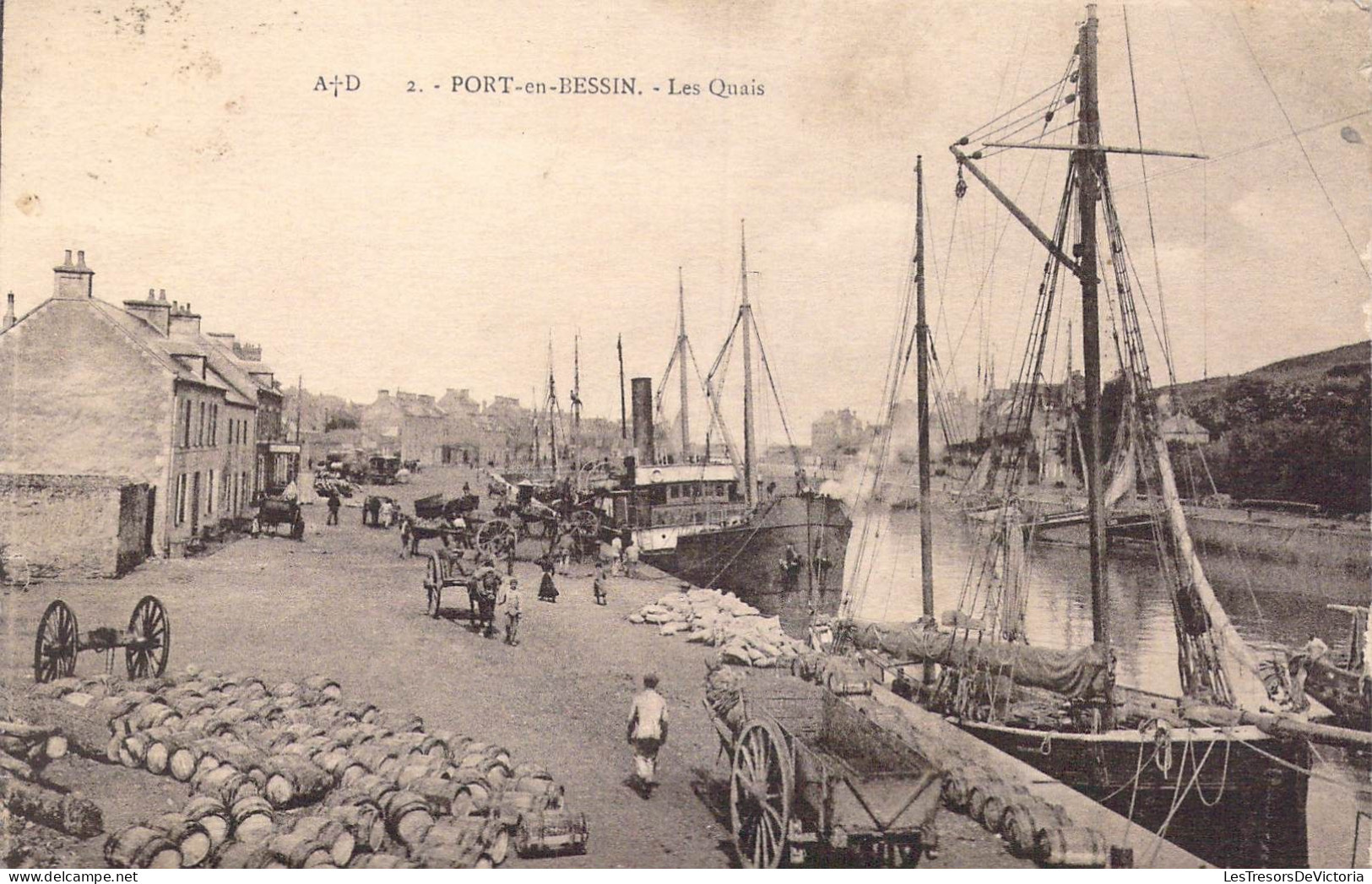 FRANCE - 14 - Port En Bessin - Les Quais - Carte Postale Ancienne - Port-en-Bessin-Huppain