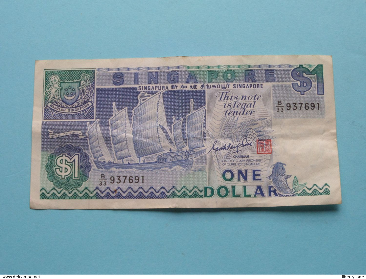 1 Dollar > Singapore ( See Scans ) Circulated ! - Singapore