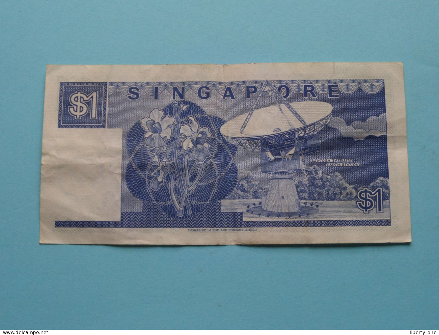 1 Dollar > Singapore ( See Scans ) Circulated ! - Singapore