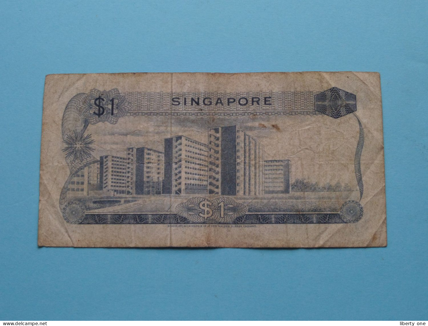 1 Dollar > Singapore ( See Scans ) Circulated ! - Singapour