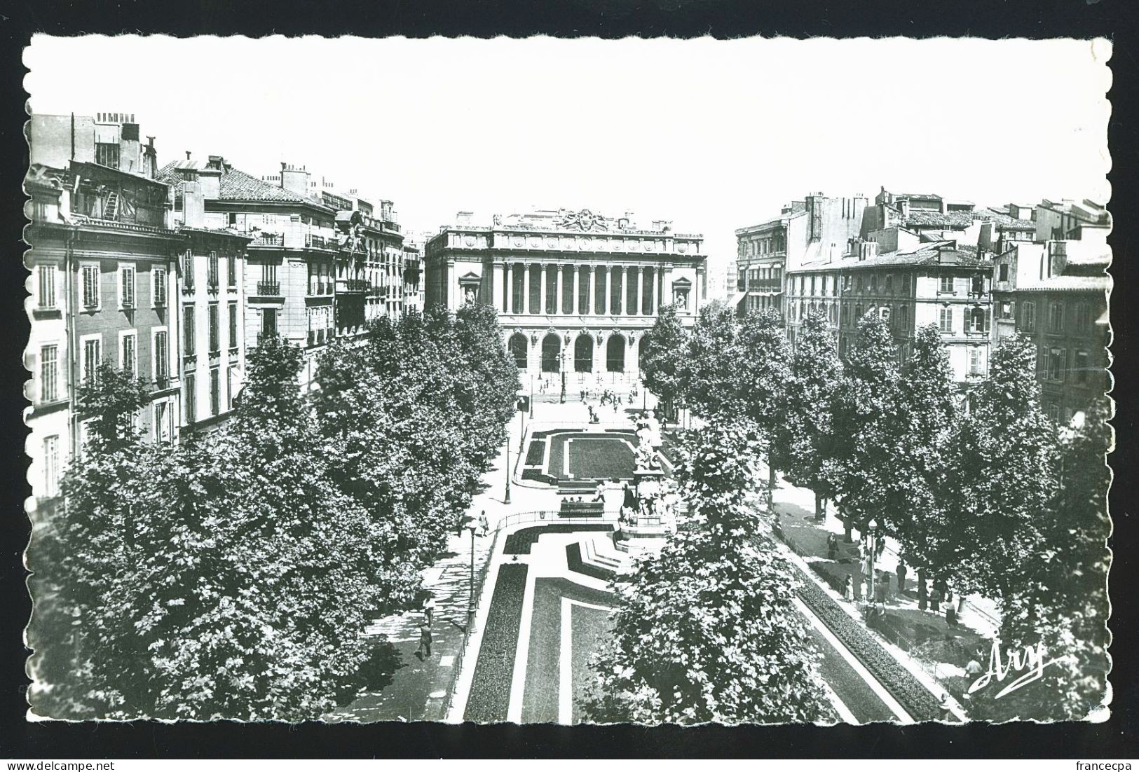 13191 - BOUCHES DU RHÔNE -   MARSEILLE - Square De La Bourse - Parcs Et Jardins