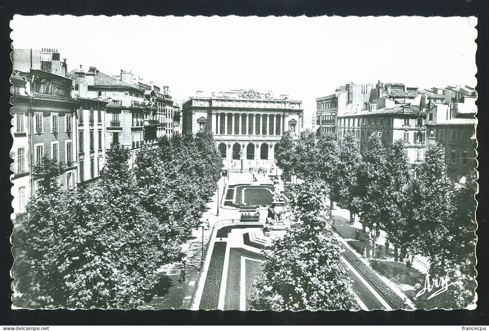 13191 - BOUCHES DU RHÔNE -   MARSEILLE - Square De La Bourse - Parks, Gärten