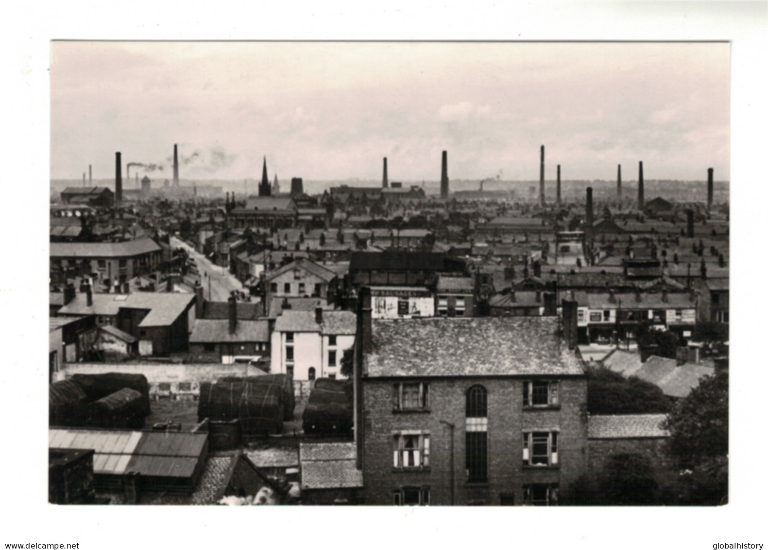 DH1538 - LANCASHIRE - PRESTON - PANORAMA VIEW - SMOKING CHIMNEYS - Autres & Non Classés