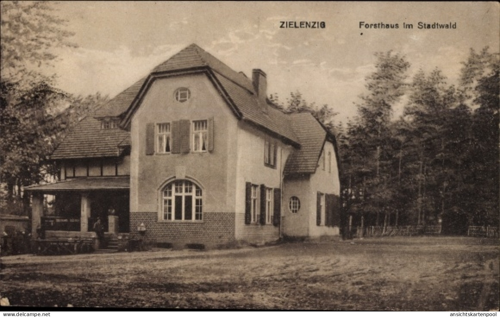 CPA Sulęcin Zielenzig Ostbrandenburg, Forsthaus Im Stadtwald - Neumark