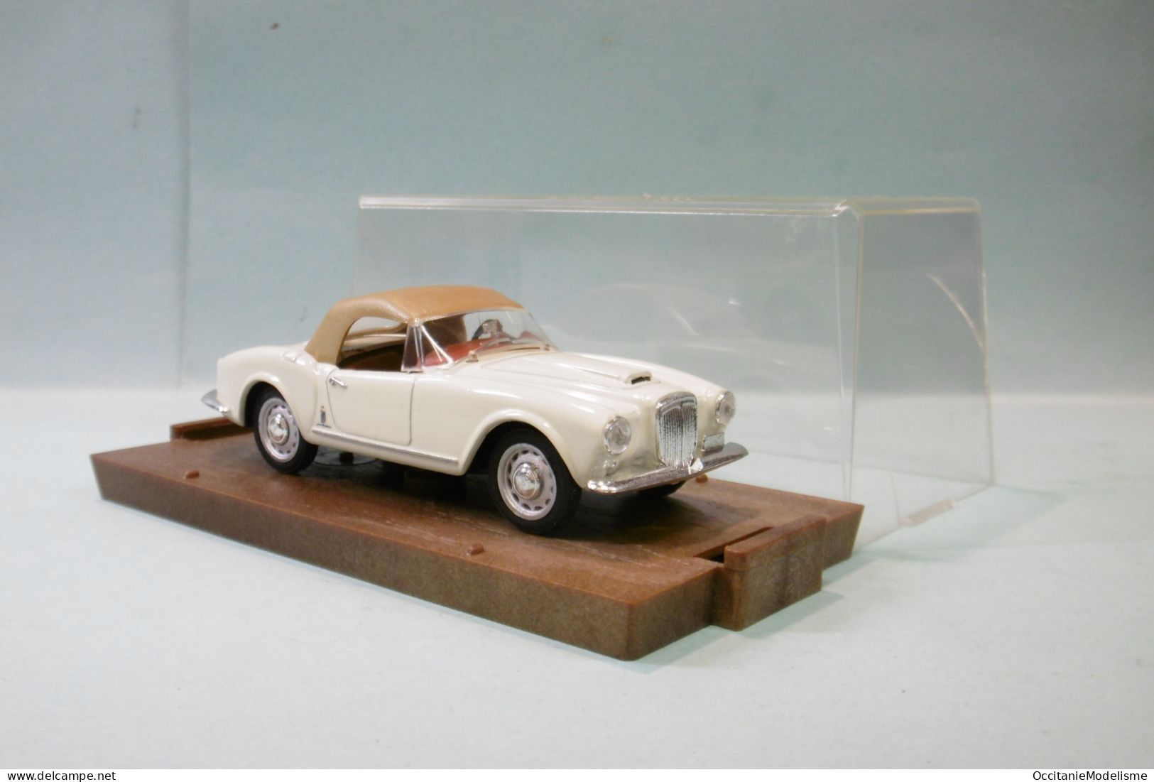 Brumm - LANCIA B24 SPIDER 1955 Crème HP 115 Réf. R132 BO 1/43 - Brumm