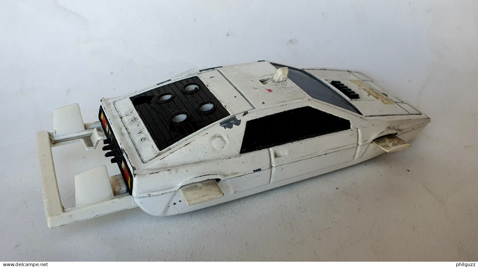 VOITURE AUTOMOBILE CORGI JAMES BOND 007 LOTUS ESPRIT (2) - Corgi Toys