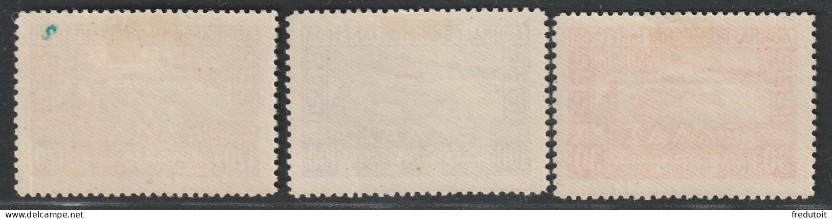 GRECE - Poste Aérienne N°5/7 * (1933) Zeppelin - Unused Stamps