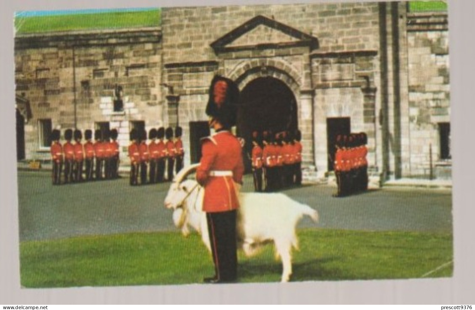Changing Of The Guard At The Citadel, Quebec -  Used  Postcard  Stamped 1962- G20 - - Québec - La Citadelle