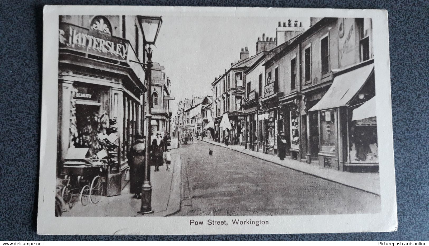 POW STREET WORKINGTON OLD B/W POSTCARD CUMBRIA - Workington