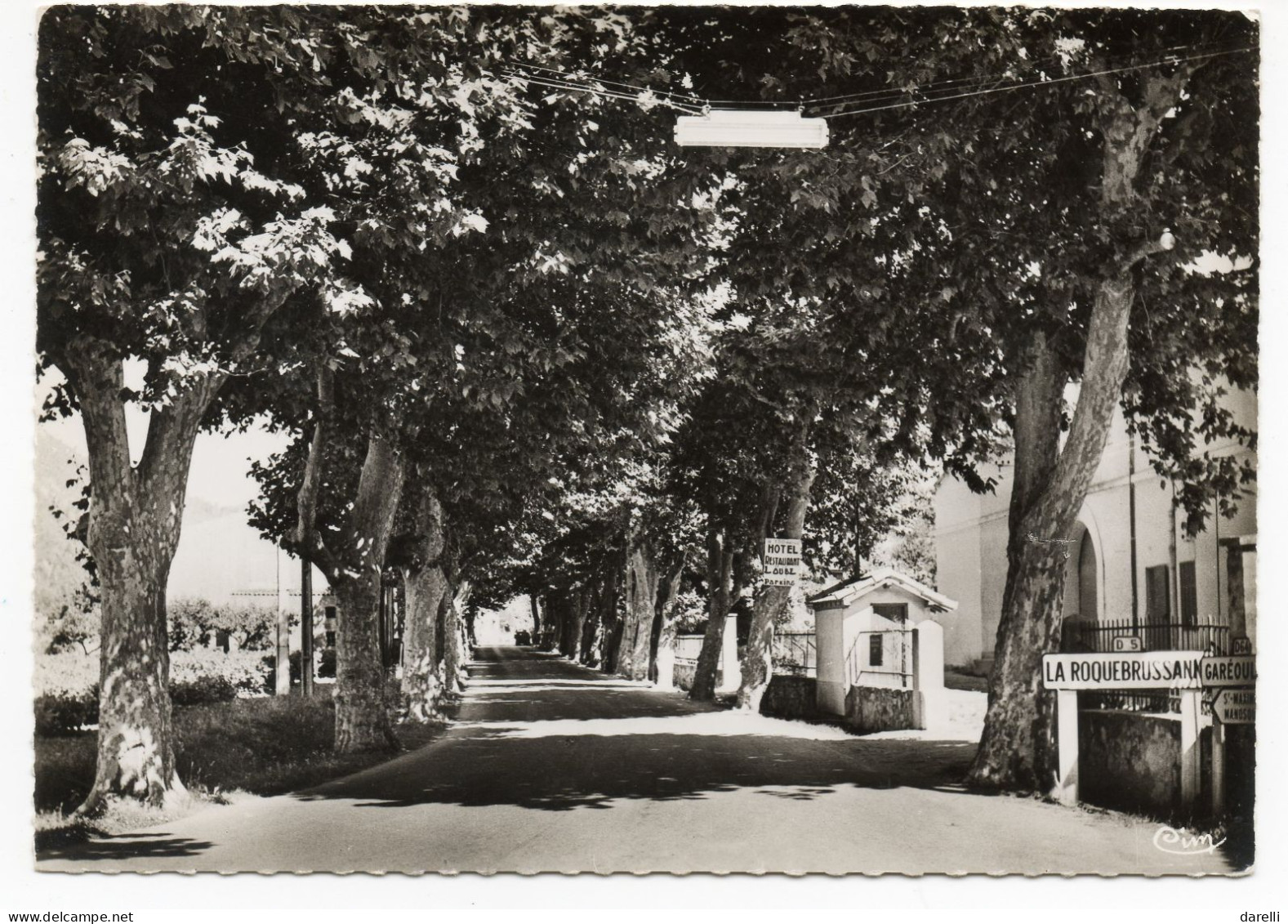 CP 83 - La Roquebrussanne L'entrée Du Village - La Roquebrussanne