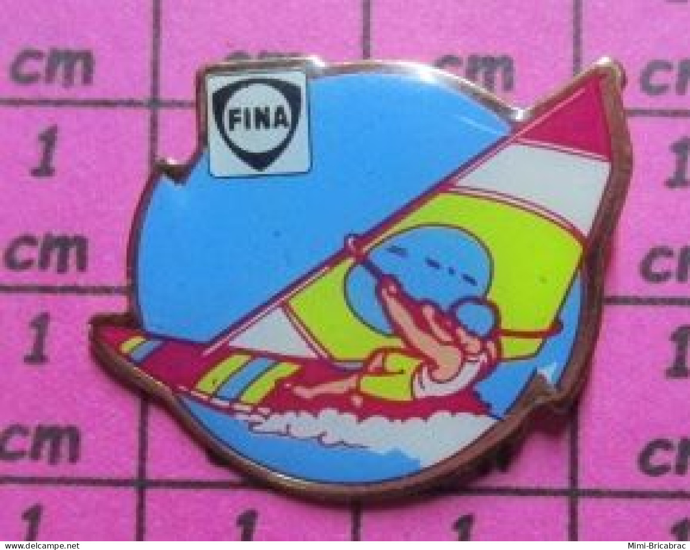 313c  Pin's Pins / Beau Et Rare / THEME : SPORTS / PLANCHE A VOILE FINA - Kano