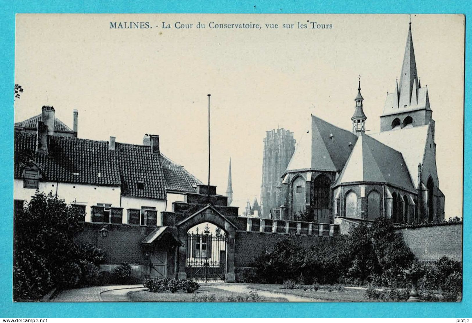 * Mechelen - Malines (Antwerpen) * (Edition Priamos) La Cour Du Conservatoire, Vue Sur Les Tours, Concervatorium - Malines