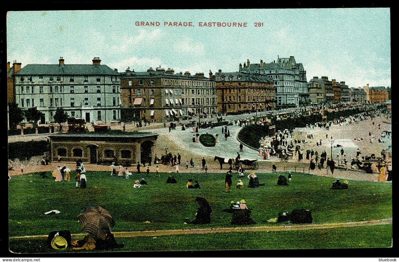 Ref 1626 - Early Postcard - Grand Parade Eastbourne - Sussex - Eastbourne