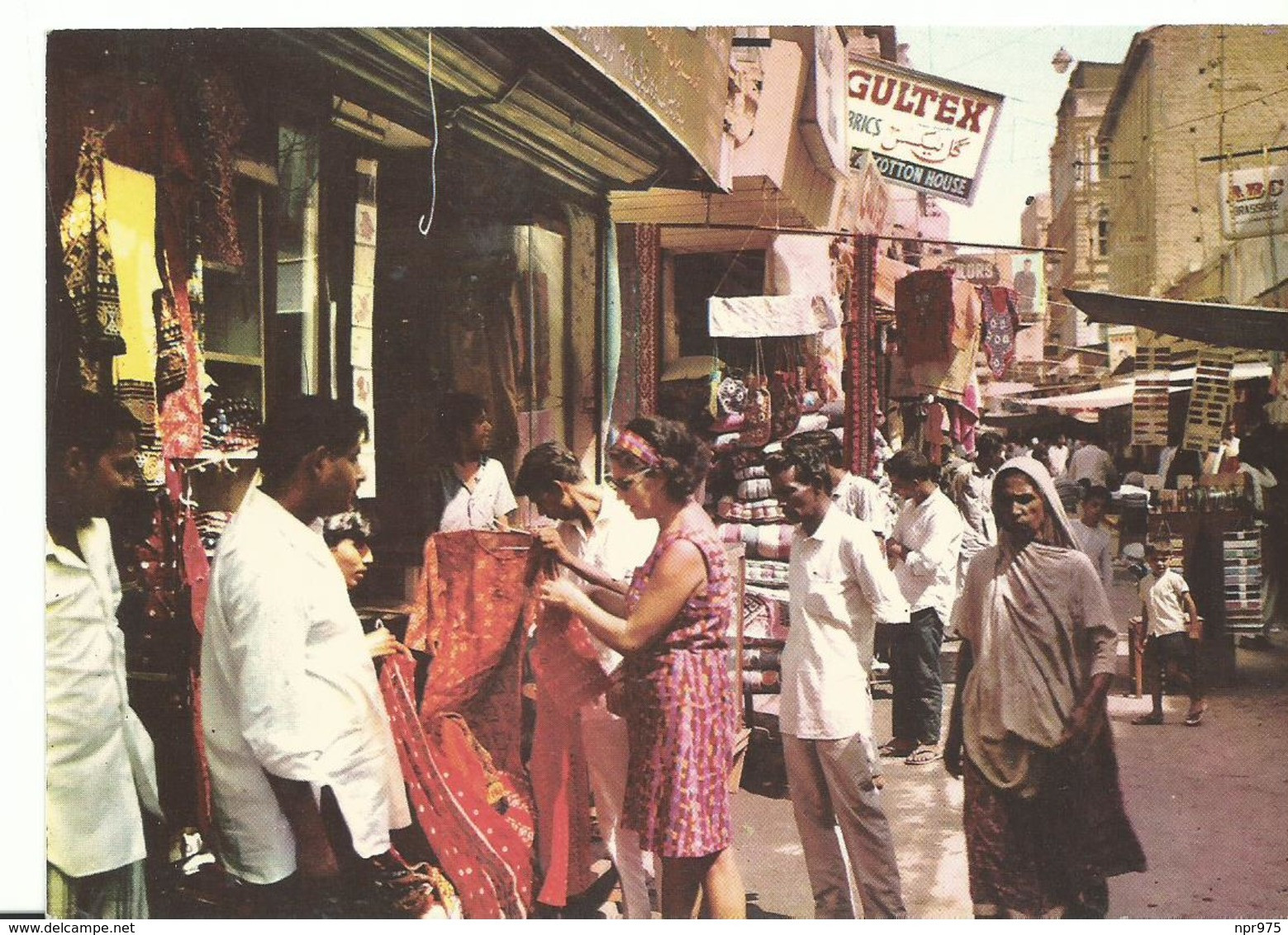 Pakistan Bori Bazar Karachi  A Busy Shopping - Pakistan