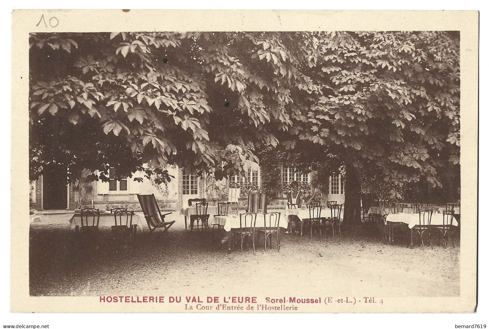 28  Sorel Moussel  -  Hostellerie  Du Val De L'eure -  La Cour D'entree De L'hostellerie - Sorel-Moussel